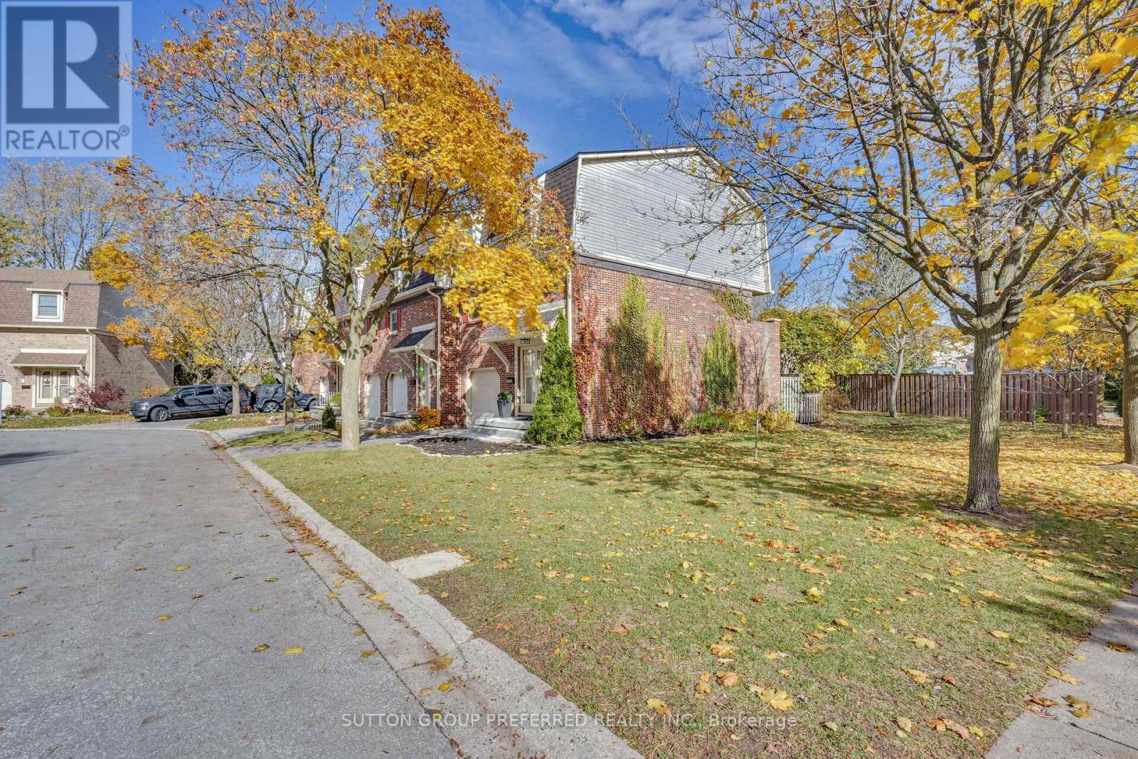 142 - 900 Pond View Road, London South, Ontario N5Z 4L7 - Photo 5 - X12515732