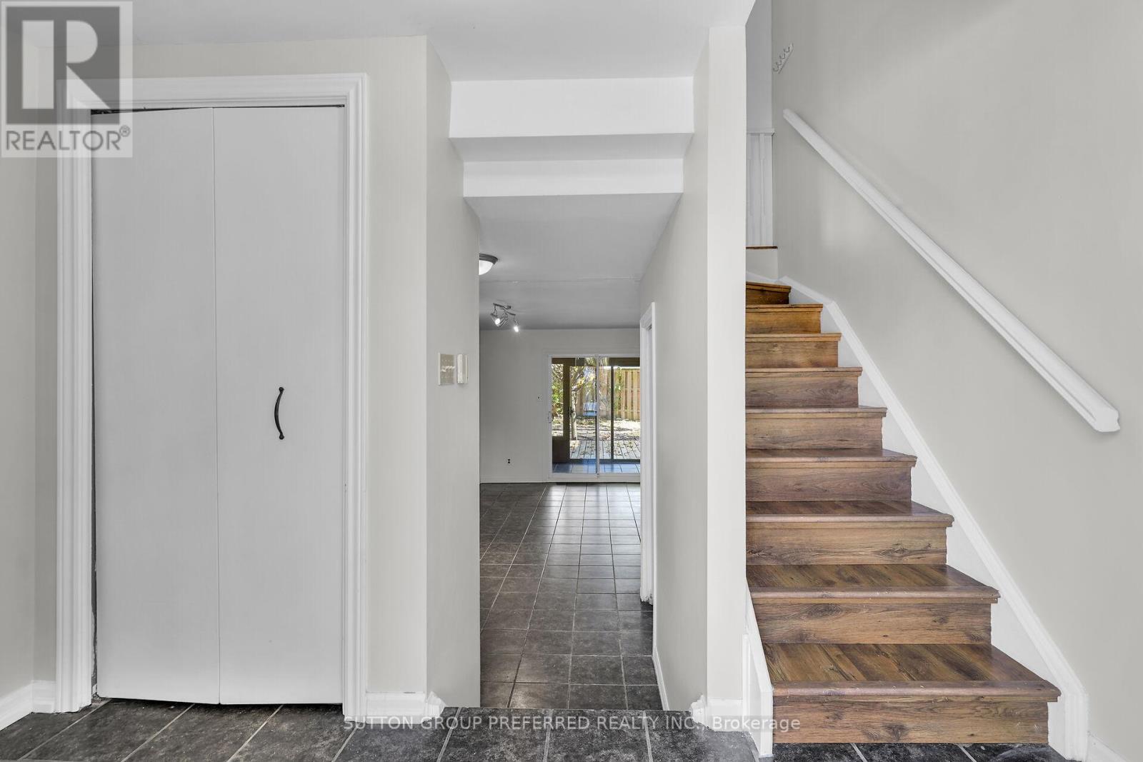 142 - 900 Pond View Road, London South, Ontario N5Z 4L7 - Photo 7 - X12515732