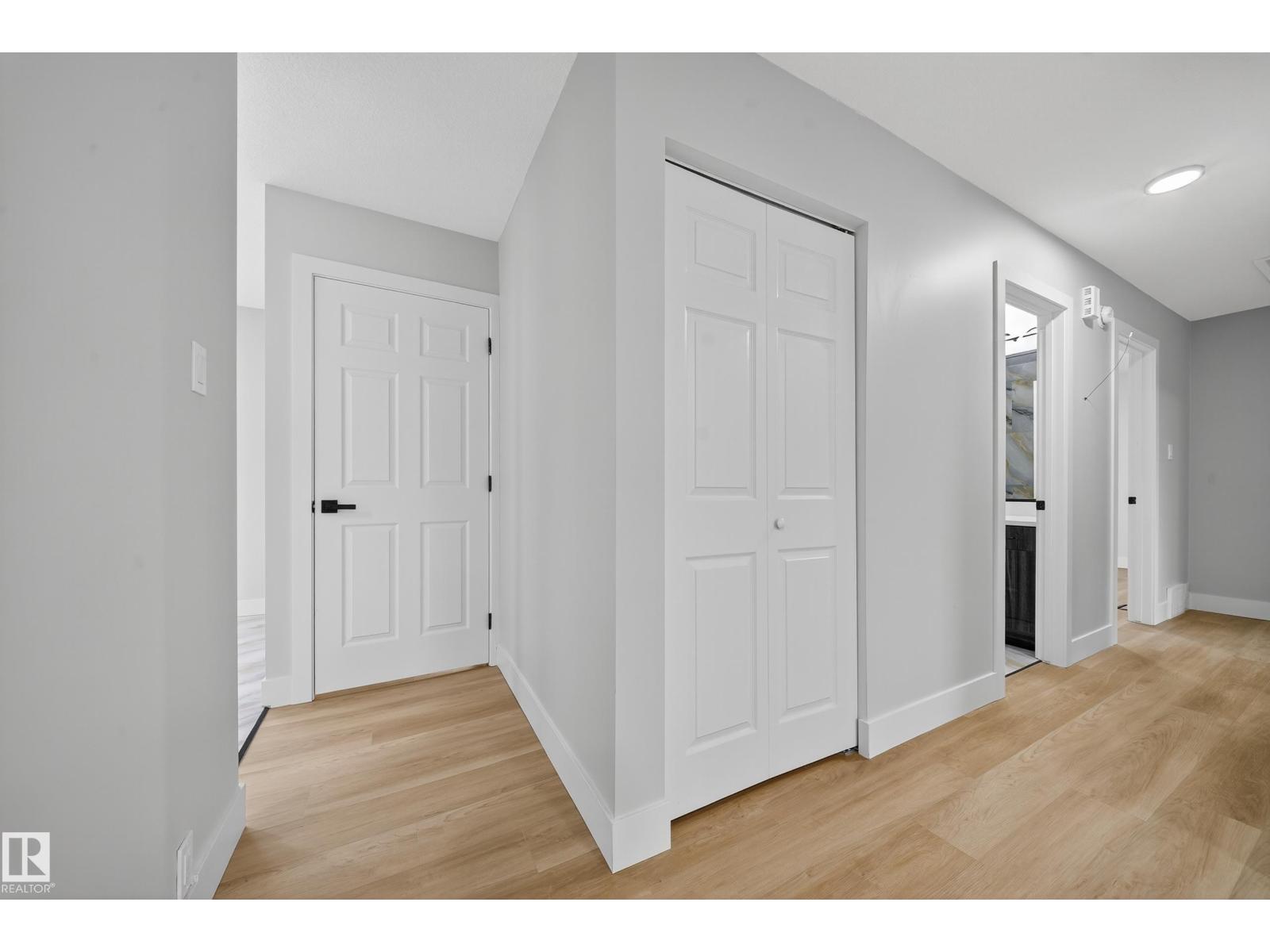 7820 22 Ave Nw, Edmonton, Alberta  T6K 2E3 - Photo 11 - E4464880