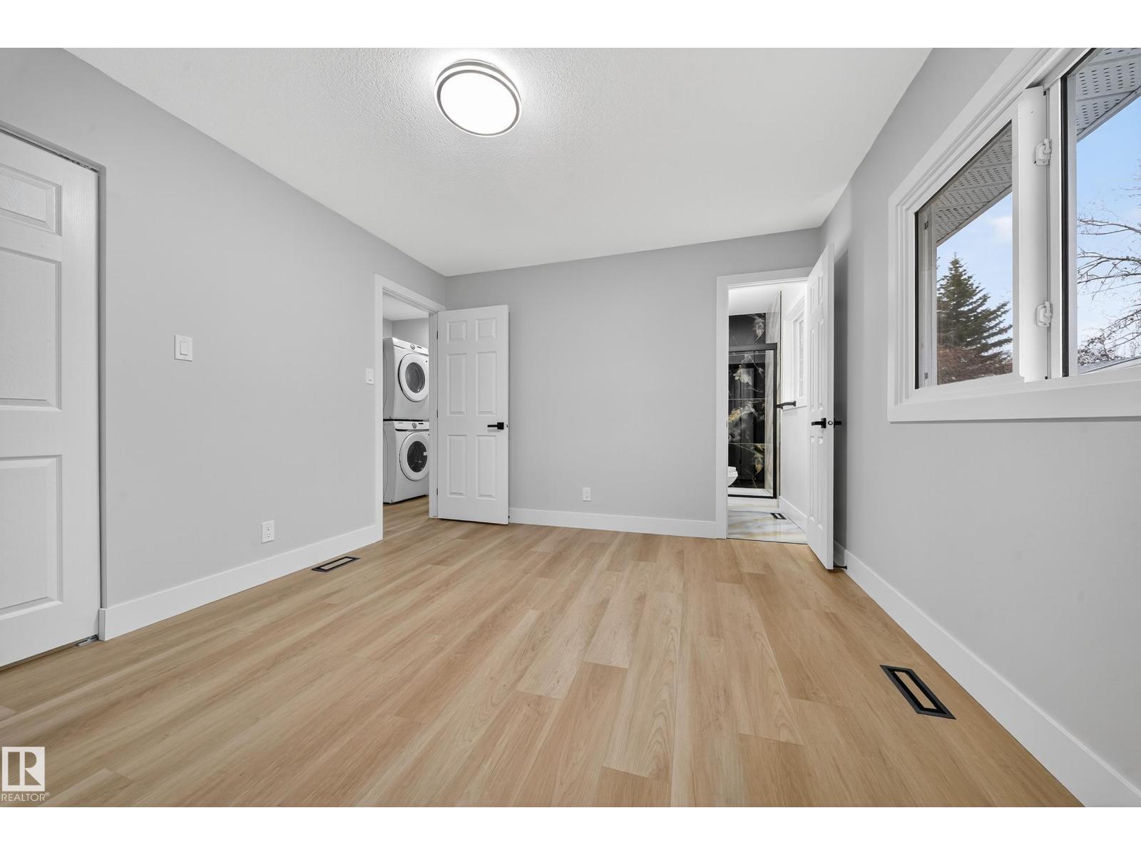 7820 22 Ave Nw, Edmonton, Alberta  T6K 2E3 - Photo 22 - E4464880