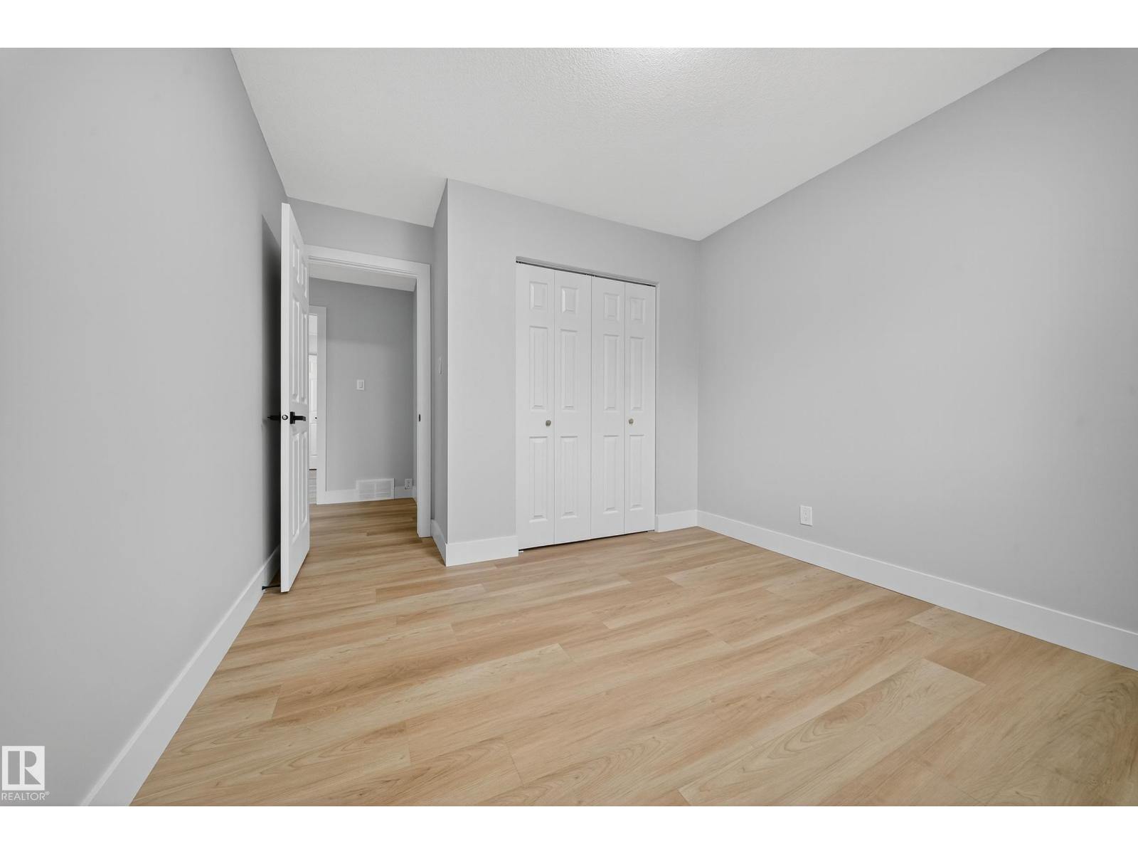 7820 22 Ave Nw, Edmonton, Alberta  T6K 2E3 - Photo 27 - E4464880