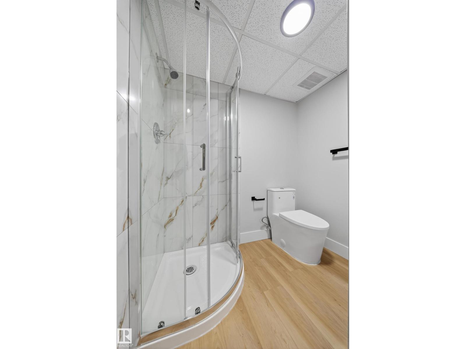 7820 22 Ave Nw, Edmonton, Alberta  T6K 2E3 - Photo 43 - E4464880