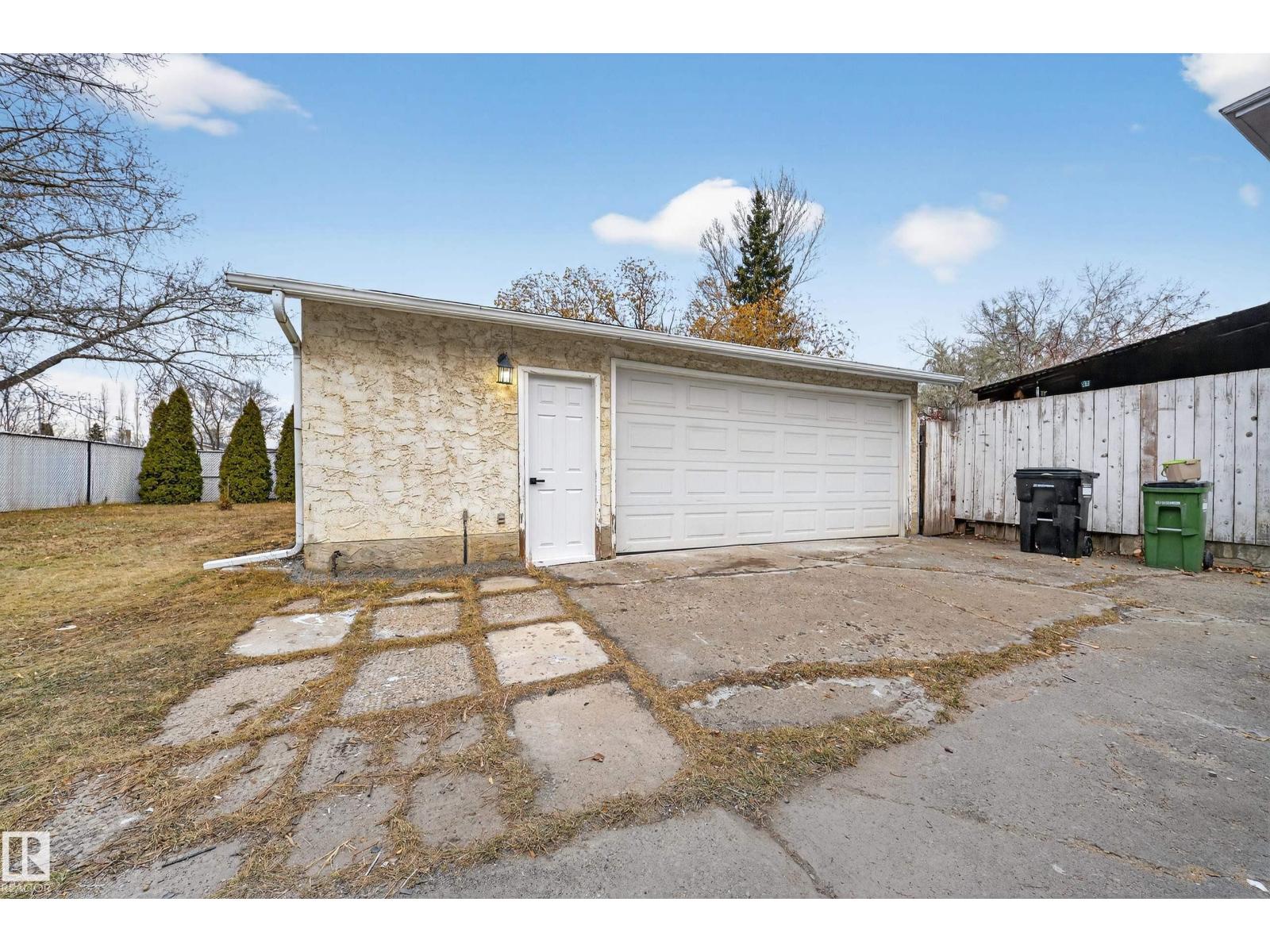 7820 22 Ave Nw, Edmonton, Alberta  T6K 2E3 - Photo 58 - E4464880