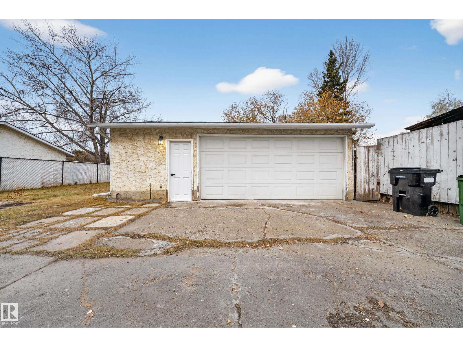 7820 22 Ave Nw, Edmonton, Alberta  T6K 2E3 - Photo 59 - E4464880