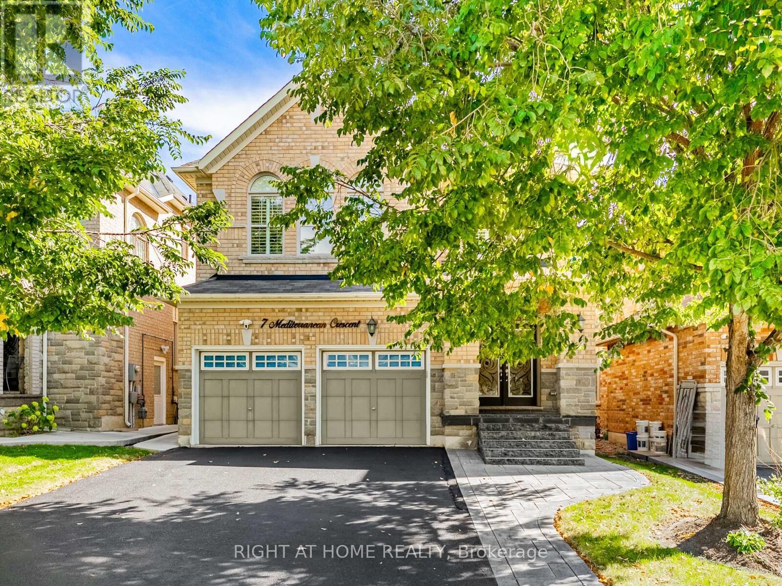 7 MEDITERRANEAN CRESCENT, Brampton, Ontario