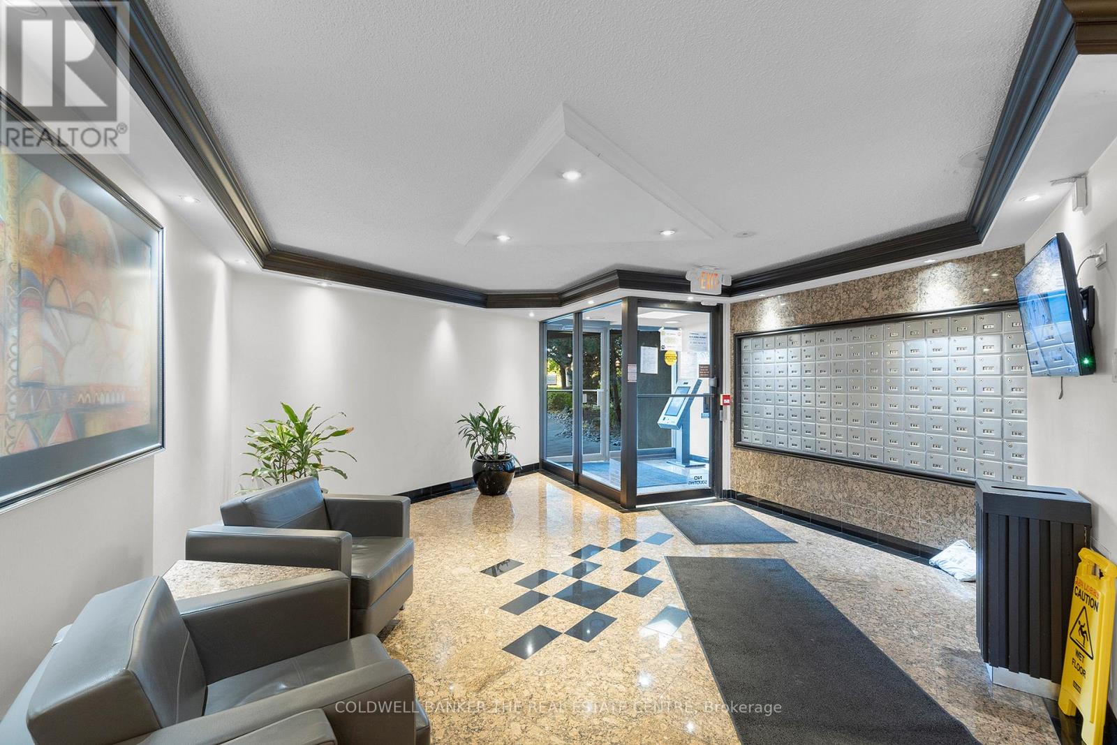 Unit E3 - 284 Mill Road, Toronto, Ontario  M9C 4W6 - Photo 9 - W12480228