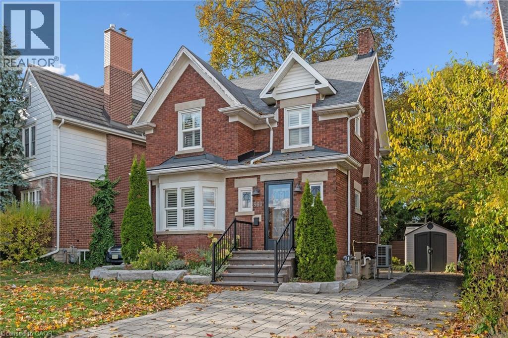 860 Queens Boulevard, Kitchener, Ontario  N2M 1A7 - Photo 2 - 40785774