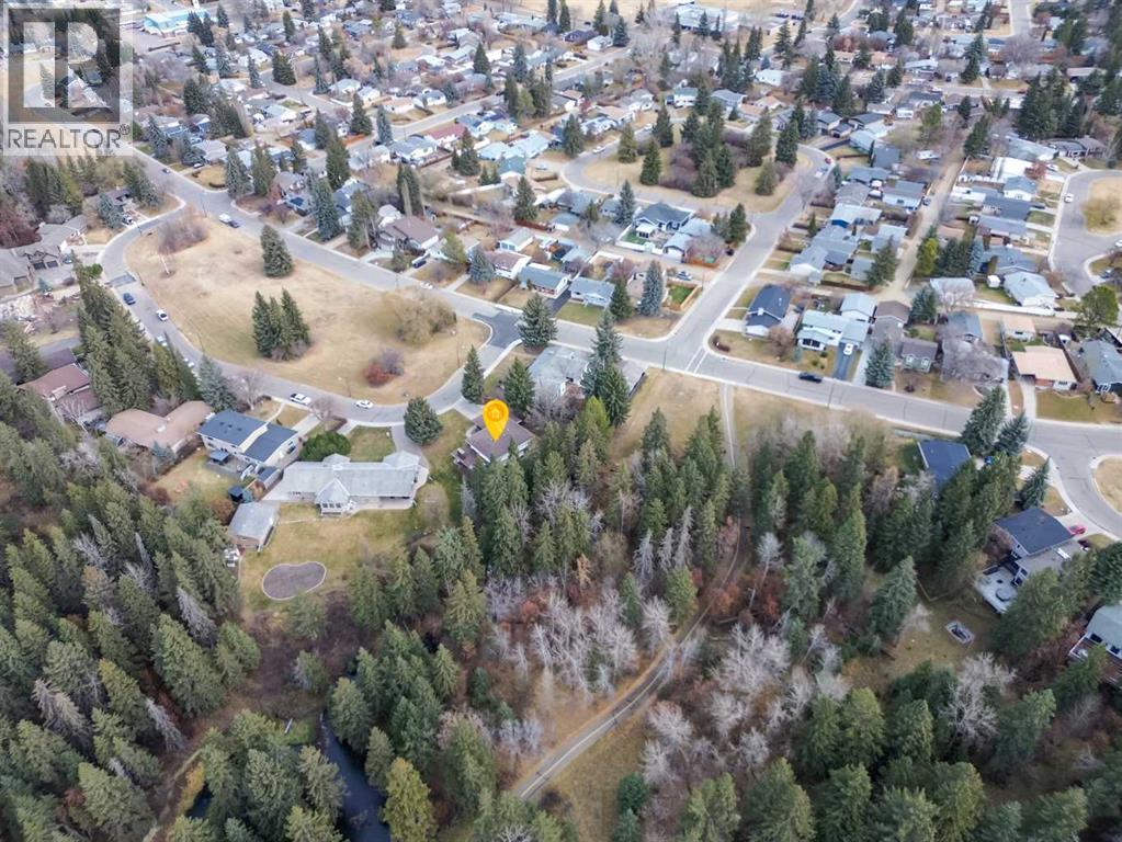 10 Sunnyside Crescent, Red Deer, Alberta  T4N 0E8 - Photo 35 - A2267634