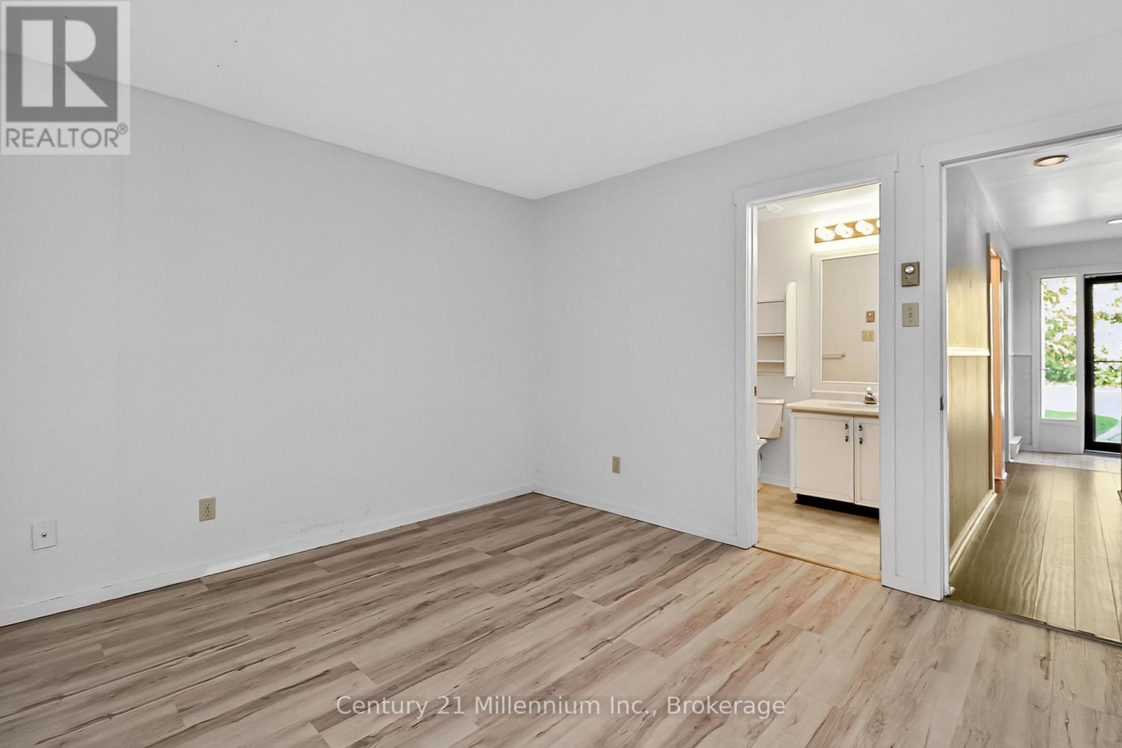 524 Oxbow Crescent, Collingwood, Ontario  L9Y 5B4 - Photo 8 - S12415080