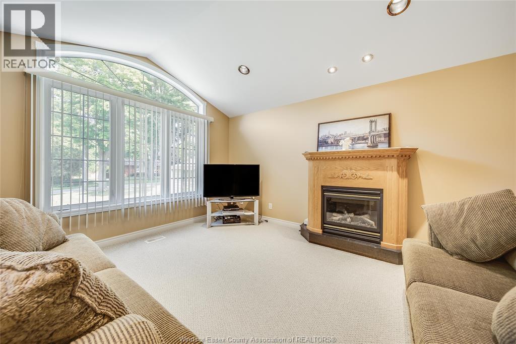 1314 Orchard, Kingsville, Ontario  N9Y 2R7 - Photo 4 - 25028125