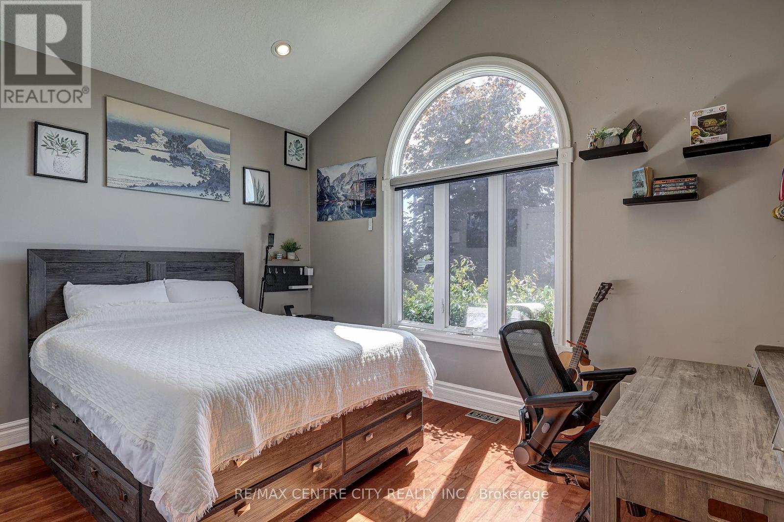 1 Mcgregor Court, St. Thomas, Ontario N5P 4H7 - Photo 25 - X12405031