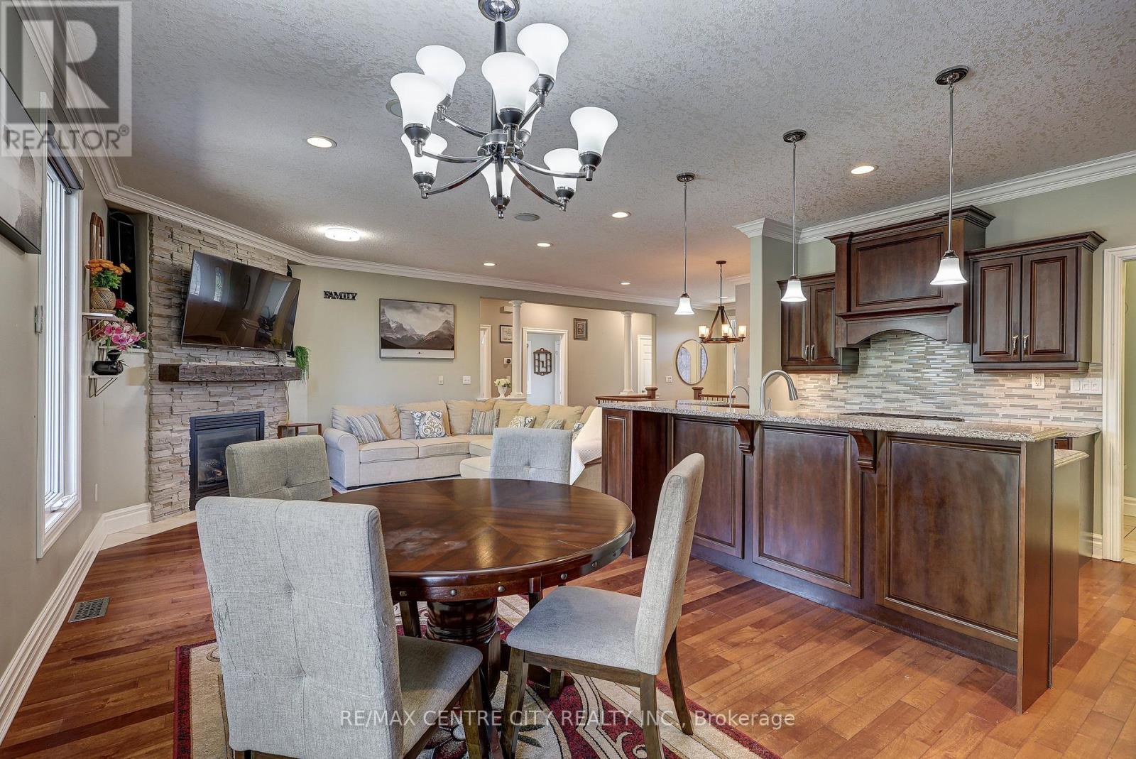 1 Mcgregor Court, St. Thomas, Ontario N5P 4H7 - Photo 19 - X12405031