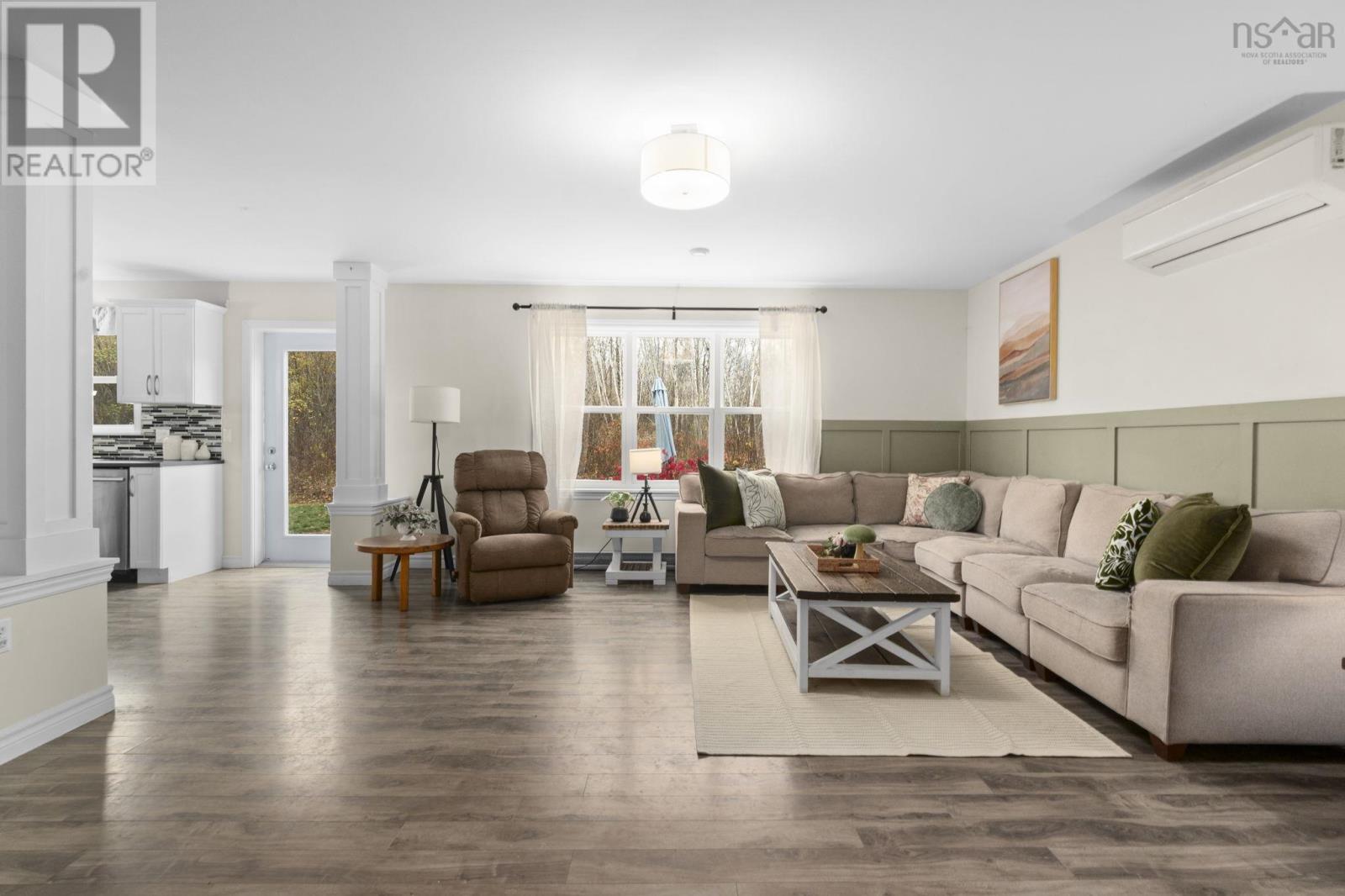 Property at 58 Underwood Road image 4