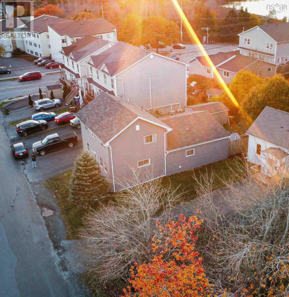 Property at 4 Lewis Street image 2