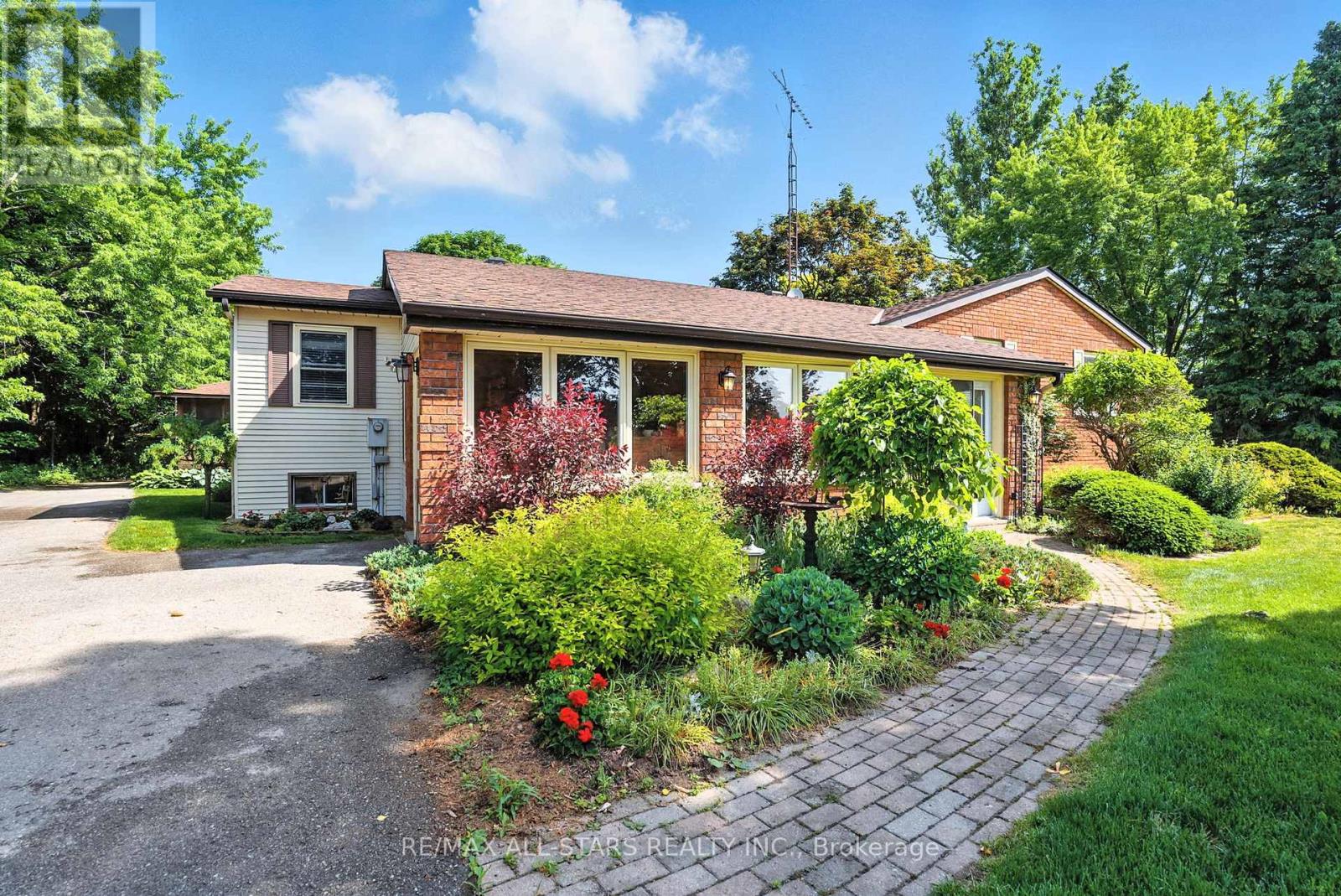 740 Ball Road, Uxbridge, Ontario  L9P 1M6 - Photo 2 - N12515752