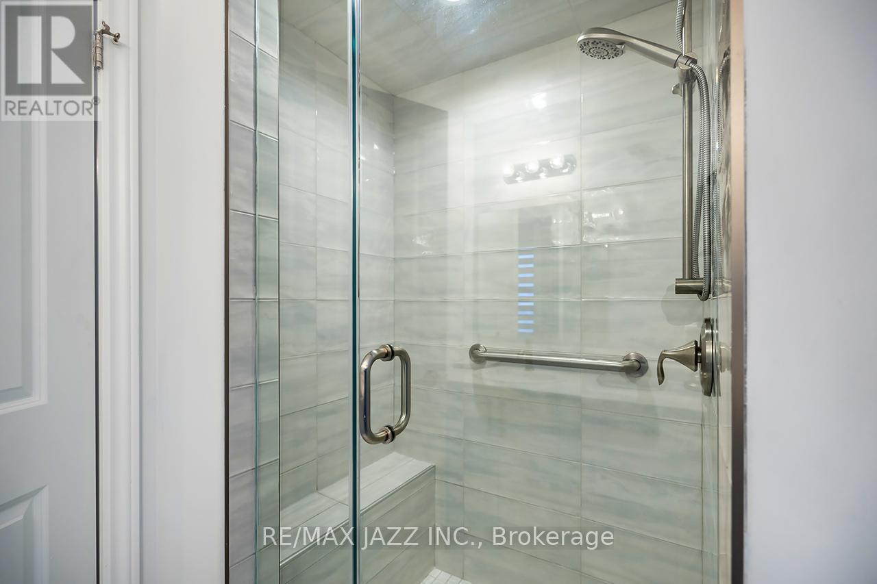 10 Thomas Bird Street, Clarington (Bowmanville), Ontario  L1C 7C9 - Photo 32 - E12515780