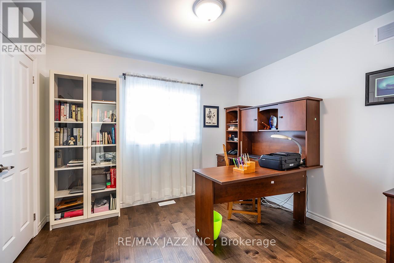 10 Thomas Bird Street, Clarington (Bowmanville), Ontario  L1C 7C9 - Photo 41 - E12515780