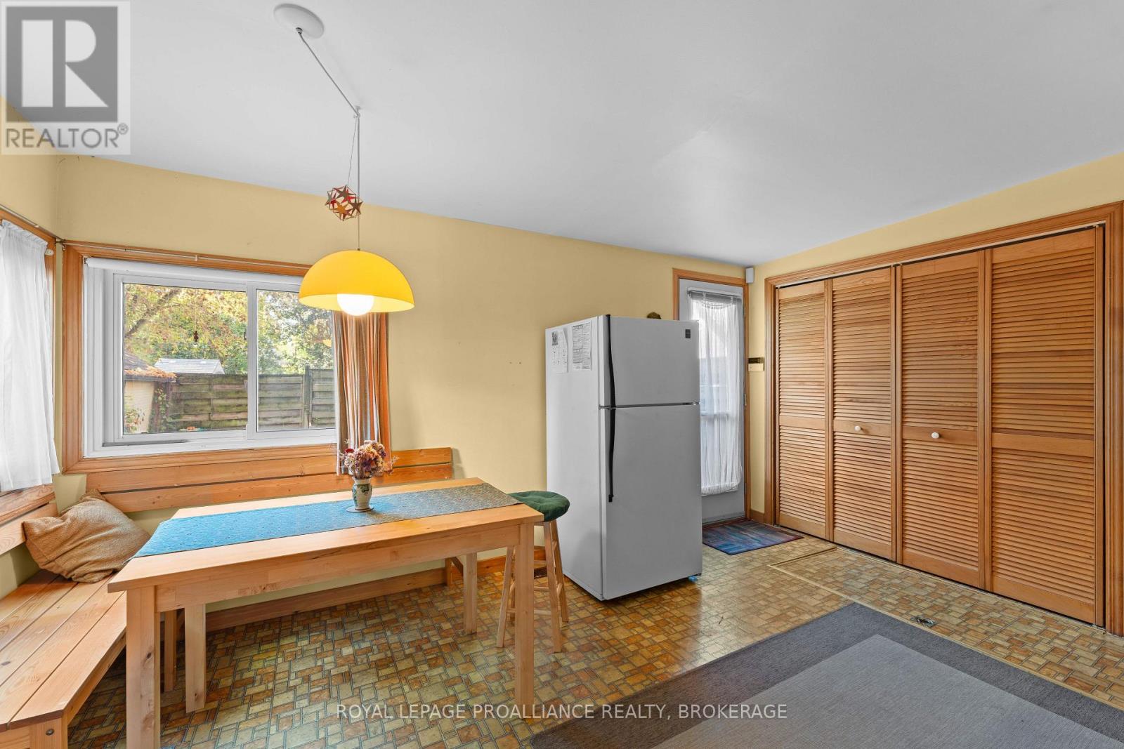 94 William Street, Kingston (Central City East), Ontario  K7L 2C5 - Photo 14 - X12515764