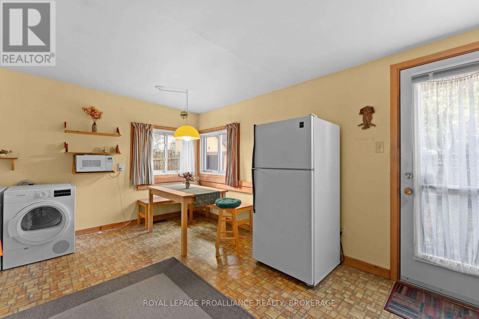 94 William Street, Kingston (Central City East), Ontario  K7L 2C5 - Photo 18 - X12515764