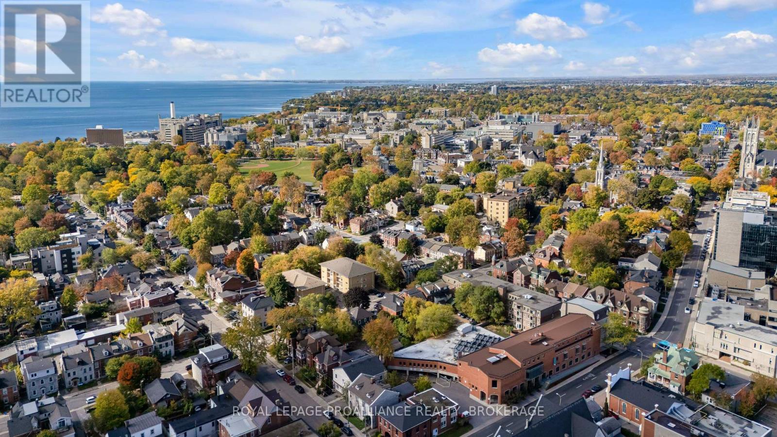 94 William Street, Kingston (Central City East), Ontario  K7L 2C5 - Photo 4 - X12515764