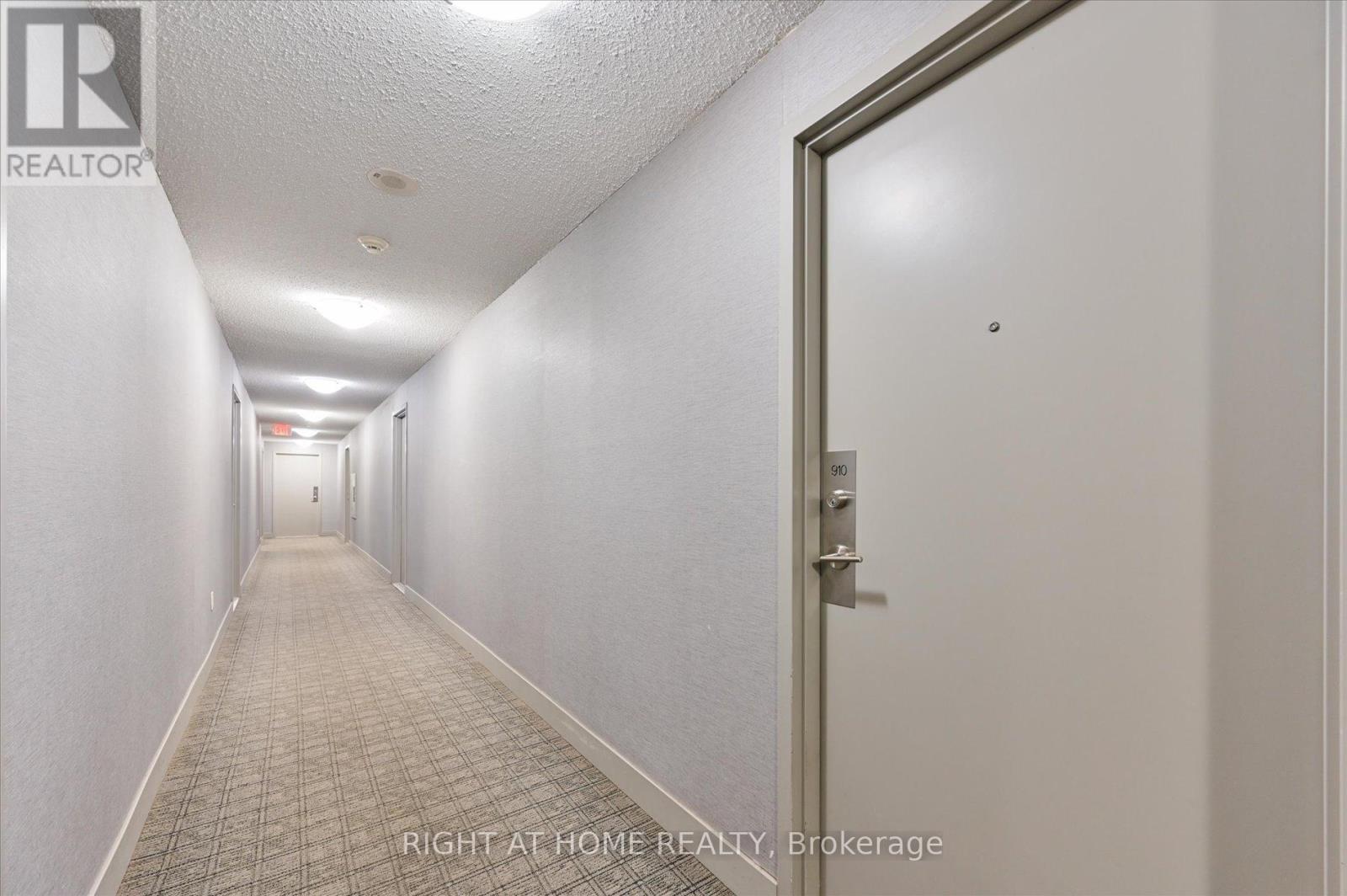 910 - 816 Lansdowne Avenue, Toronto, Ontario  M6H 4K6 - Photo 6 - W12515738