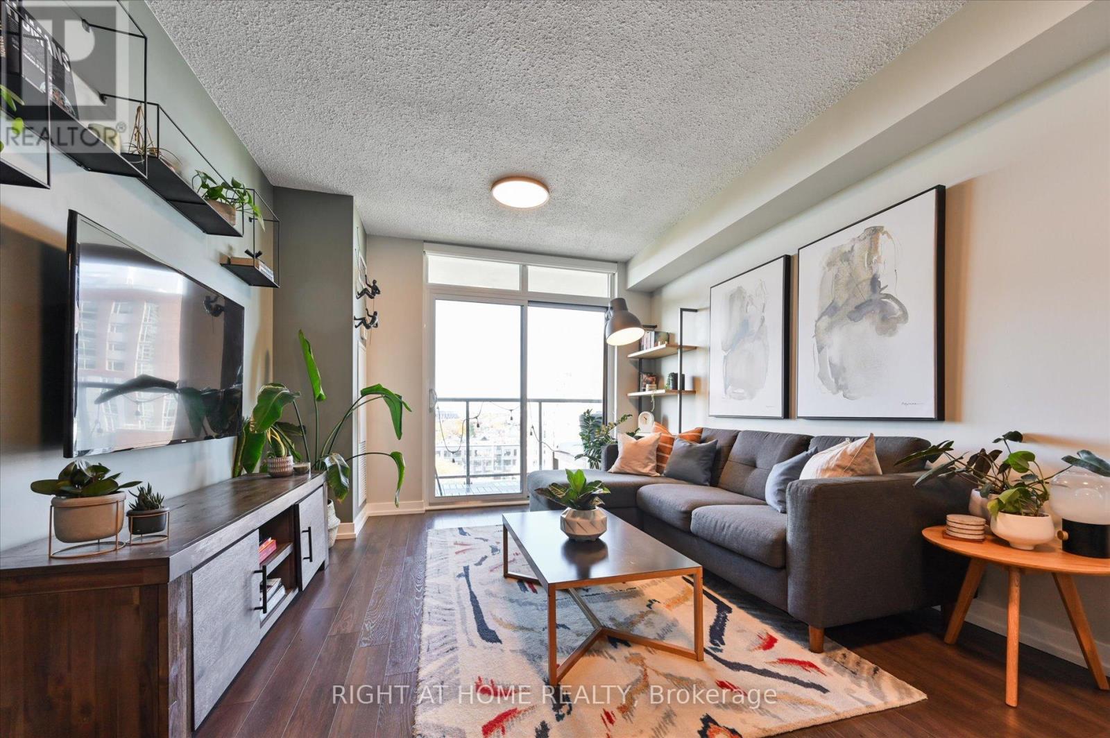 910 - 816 Lansdowne Avenue, Toronto, Ontario  M6H 4K6 - Photo 9 - W12515738