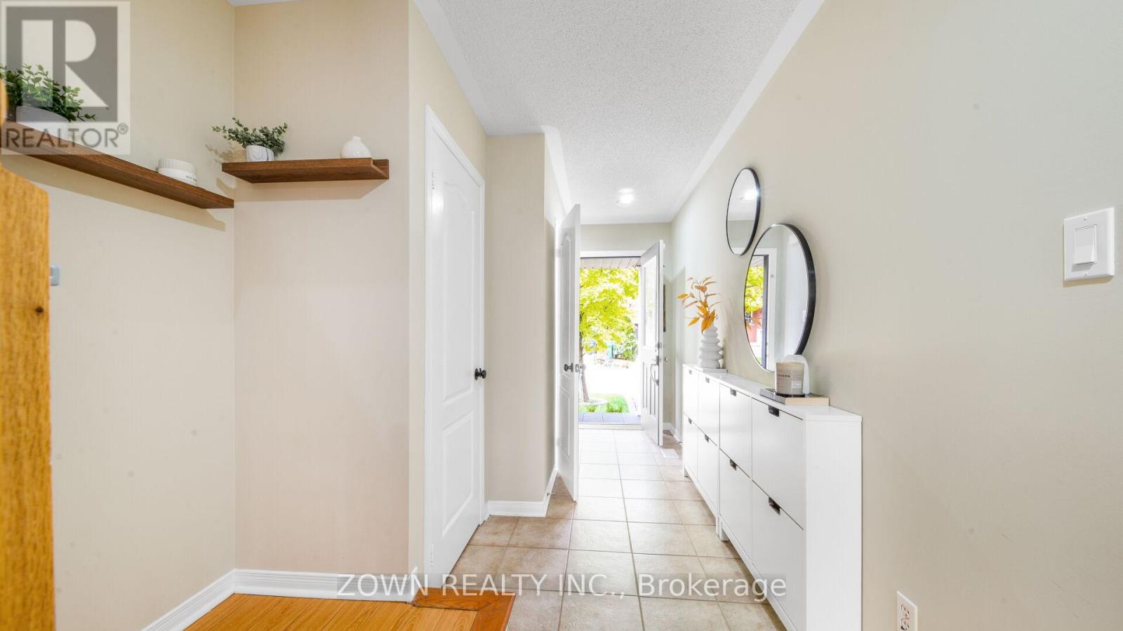 187 - 525 Novo Star Drive, Mississauga, Ontario  L5W 1Y1 - Photo 5 - W12515742