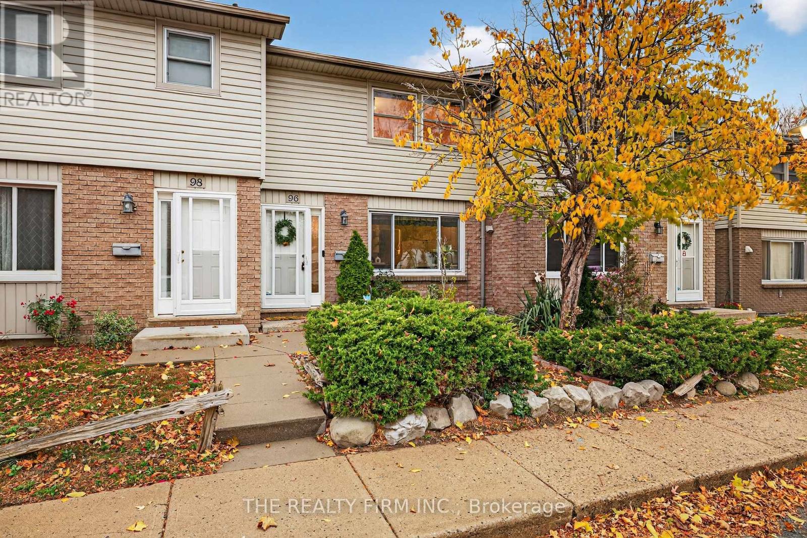 96 - 690 Little Grey Street, London East, Ontario N5Z 4M9 - Photo 2 - X12515768