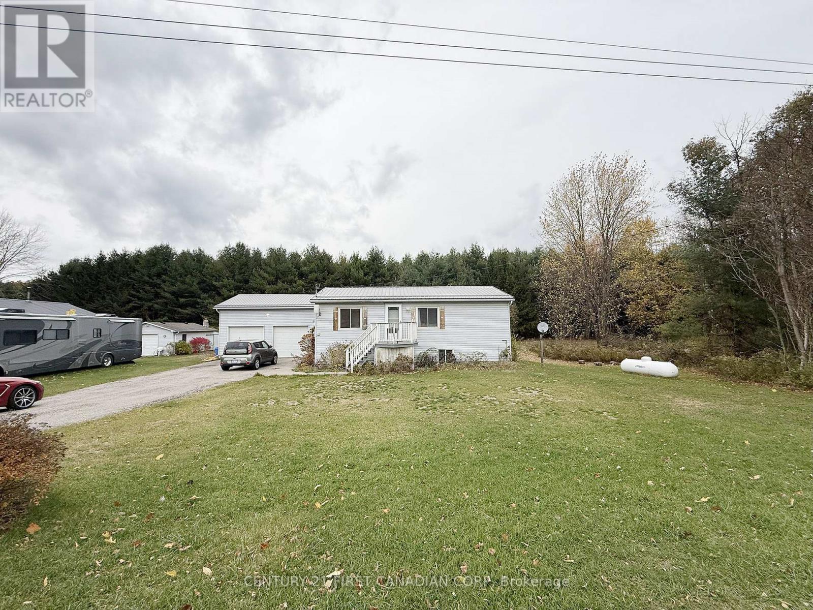 291 24 Highway W, Norfolk, Ontario N0E 1X0 - Photo 1 - X12515776