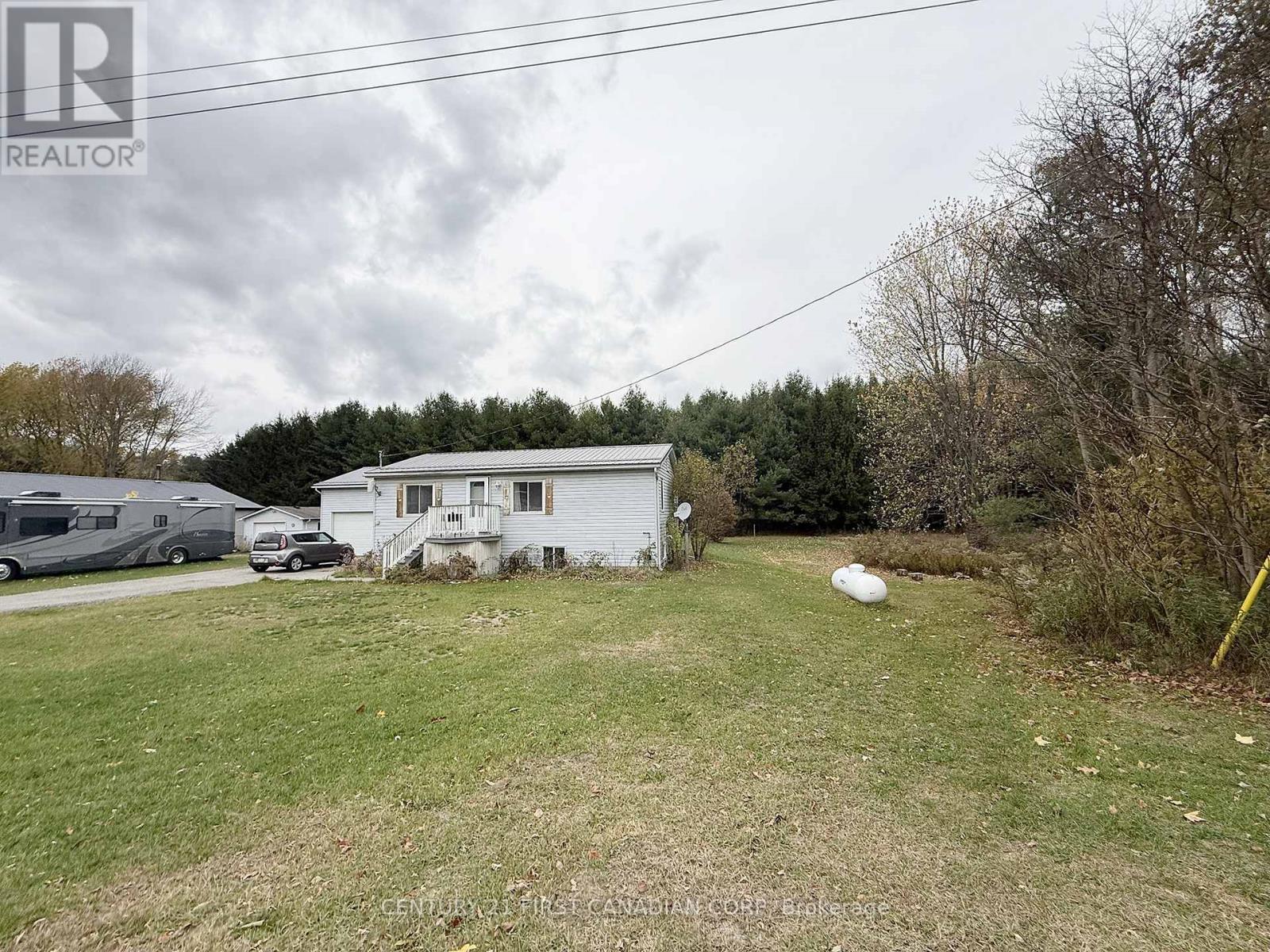 291 24 Highway W, Norfolk, Ontario N0E 1X0 - Photo 6 - X12515776