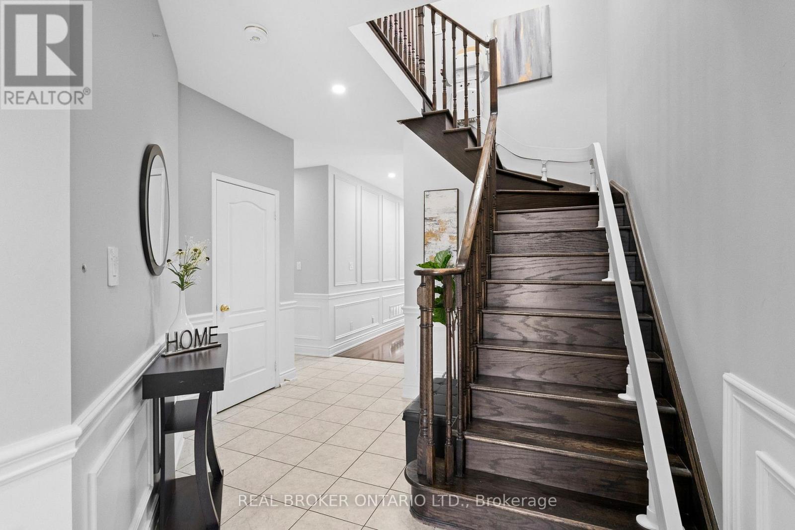 3450 Trilogy Trail S, Mississauga, Ontario  L5M 0K2 - Photo 4 - W12445791