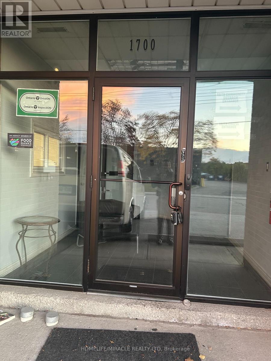 1700 SISMET ROAD, Mississauga, Ontario