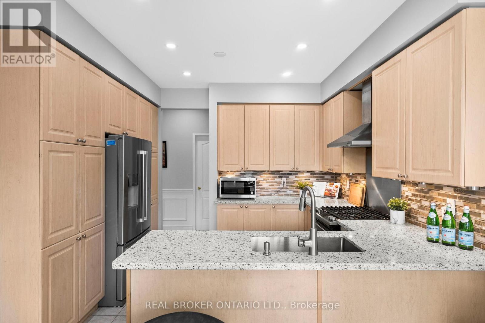 3450 Trilogy Trail S, Mississauga, Ontario  L5M 0K2 - Photo 19 - W12445791