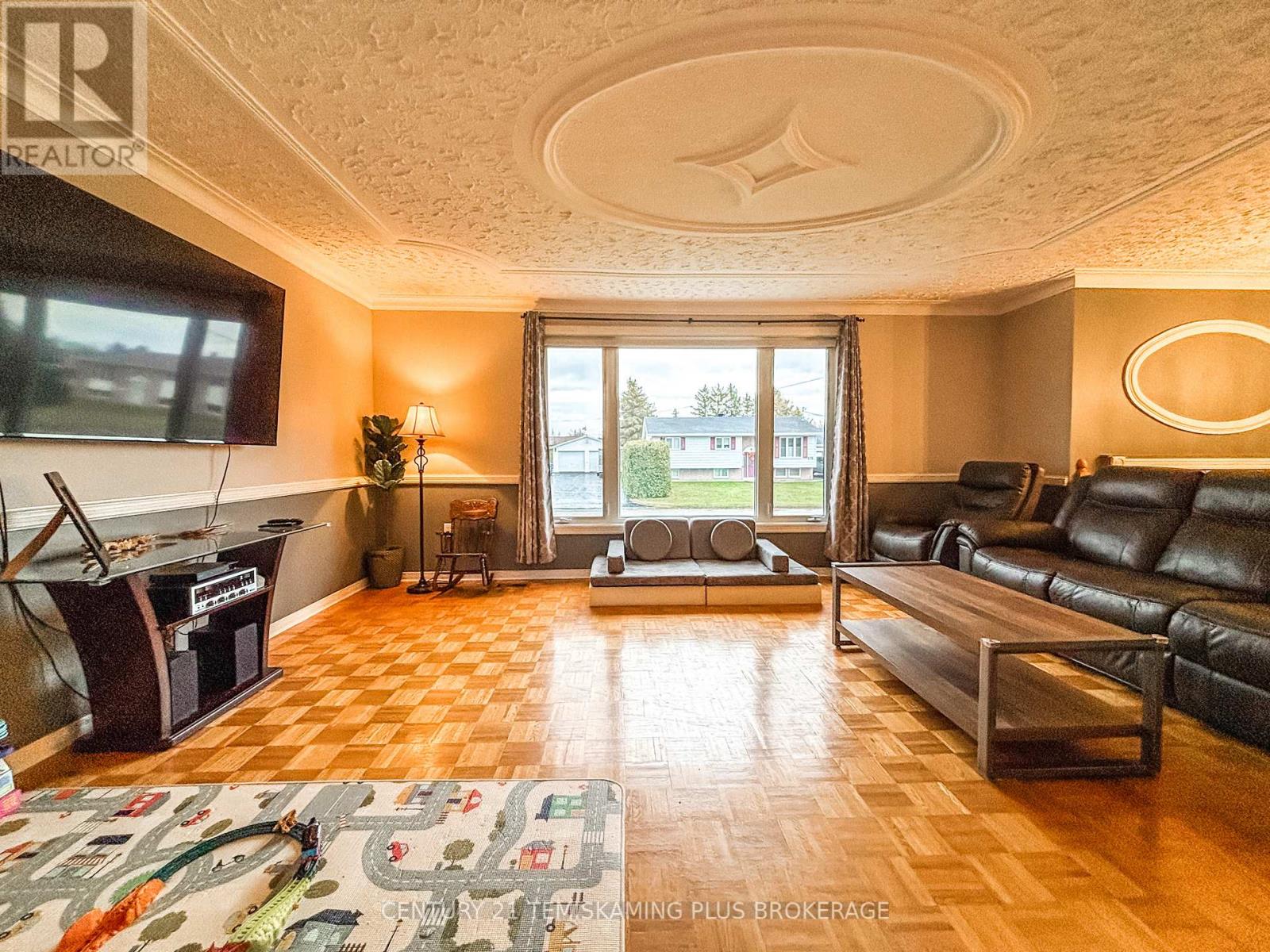 278 Laurette Street, Temiskaming Shores, Ontario P0J 1P0 - Photo 6 - T12515798