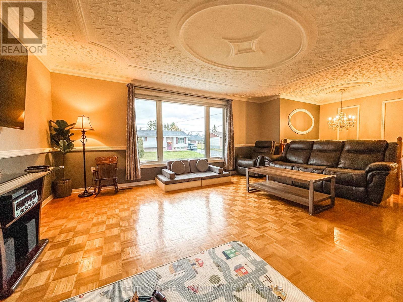 278 Laurette Street, Temiskaming Shores, Ontario P0J 1P0 - Photo 7 - T12515798