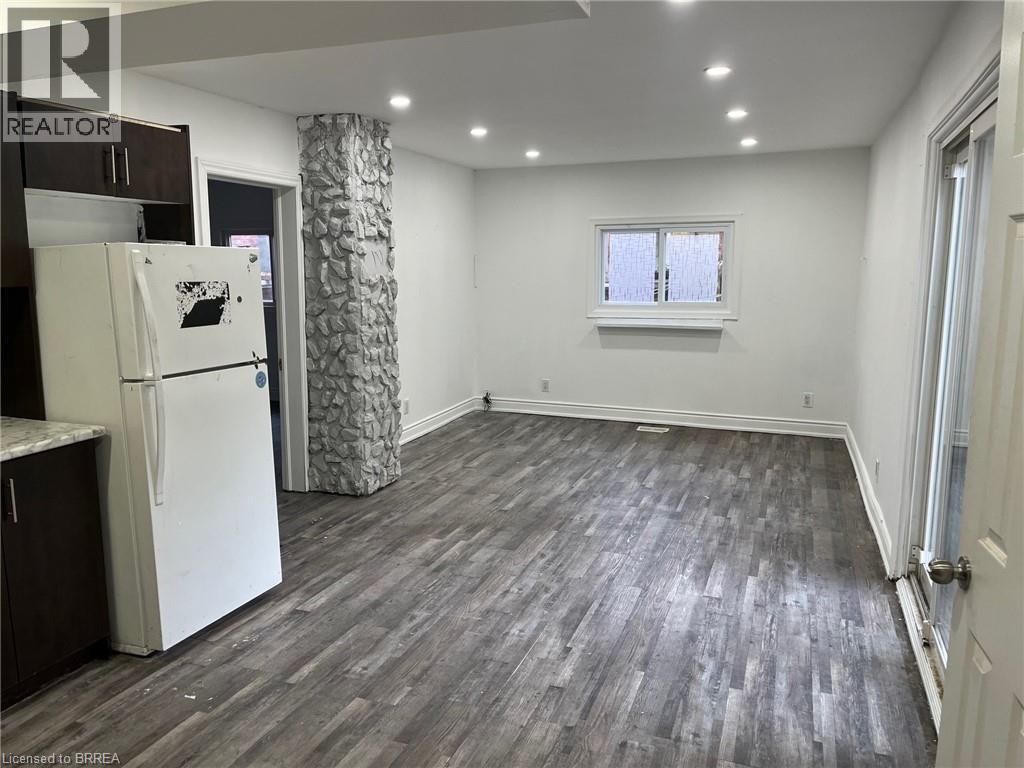 153 Albion Street Unit# 4, Brantford, Ontario N3T 3M8 - Photo 3 - 40785950