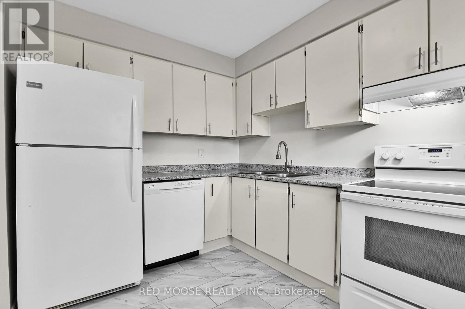 69 - 2970 Olympic Way, Ottawa, Ontario  K1T 1Y4 - Photo 11 - X12515808