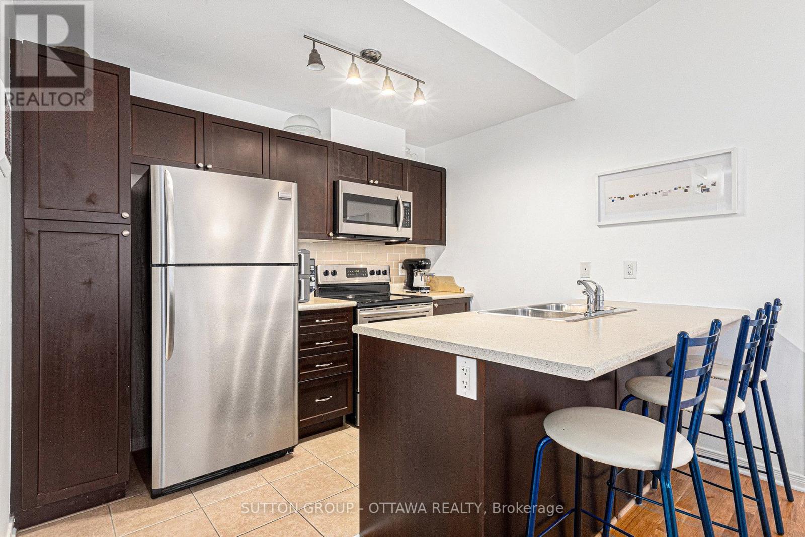 J - 250 Meilleur Private, Ottawa, Ontario  K1L 0A3 - Photo 6 - X12515820