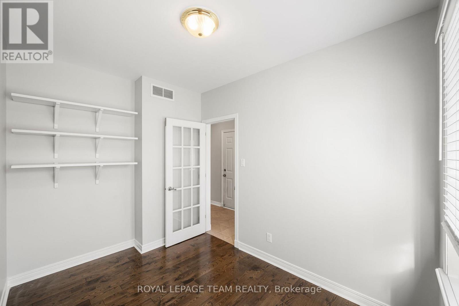 7 San Mateo Drive, Ottawa, Ontario  K2J 5B3 - Photo 8 - X12515838