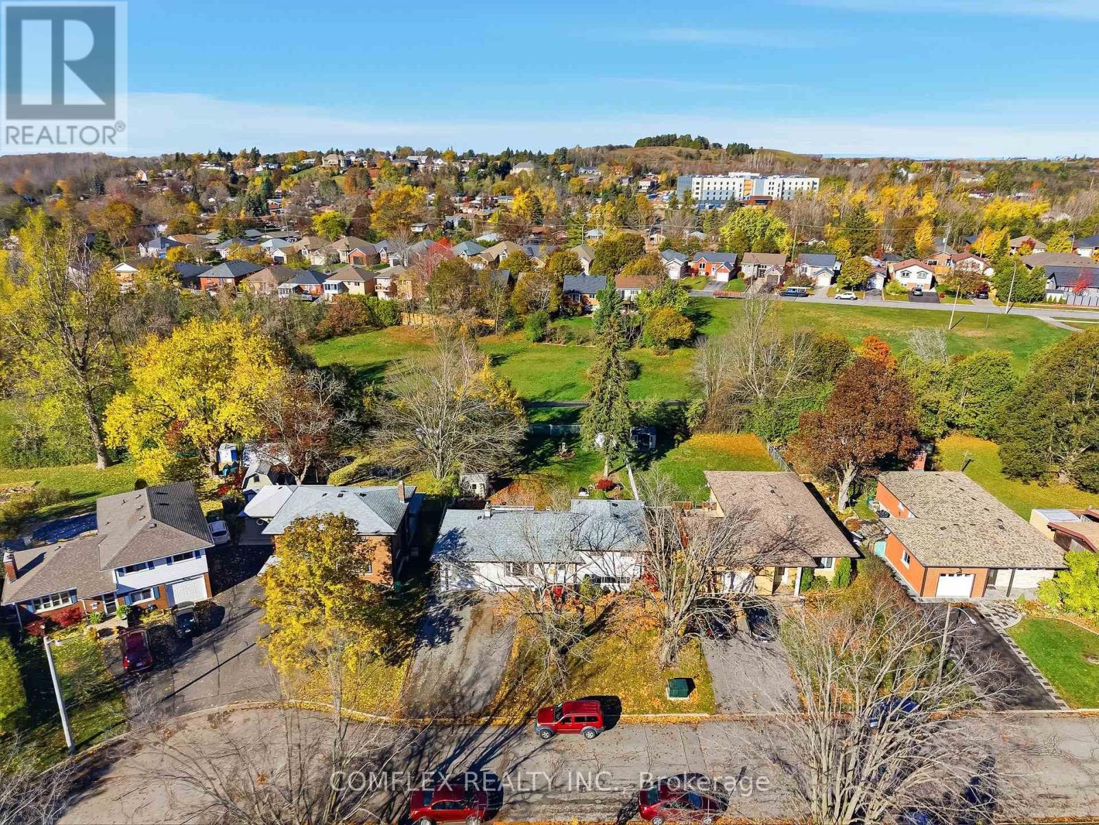 805 Highland Court, Peterborough, Ontario  K9H 5K1 - Photo 4 - X12515754