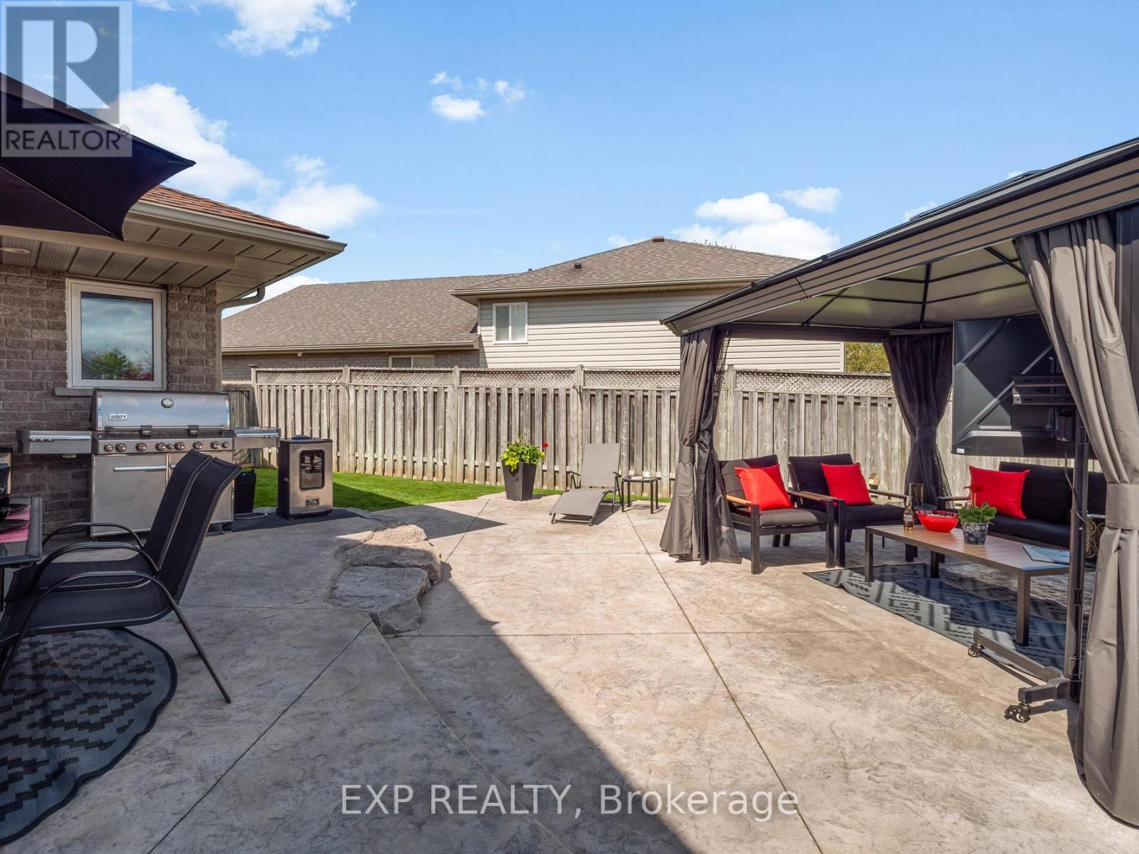 7090 Julie Drive, Niagara Falls (Forestview), Ontario  L2H 3L4 - Photo 29 - X12515770