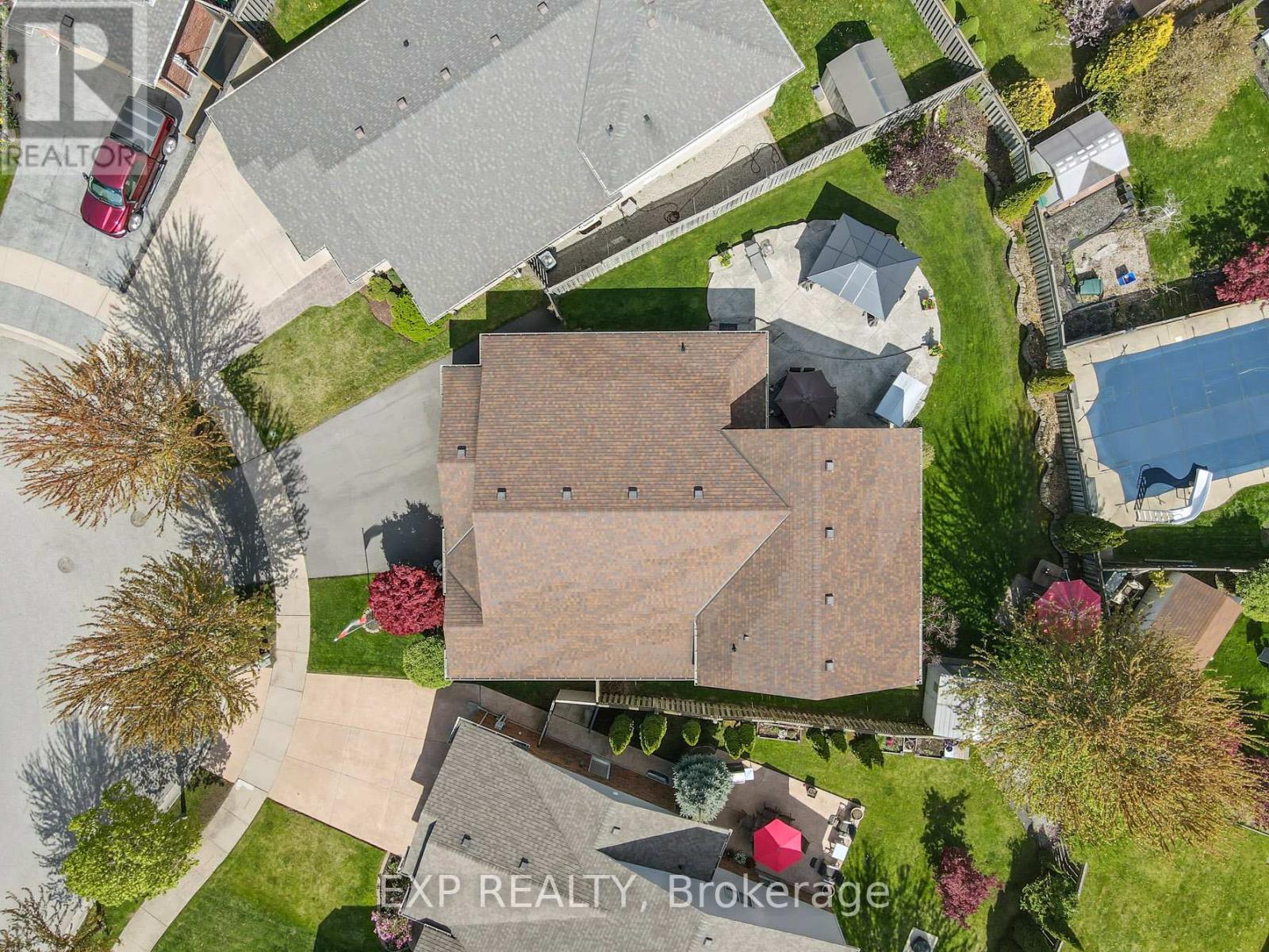 7090 Julie Drive, Niagara Falls (Forestview), Ontario  L2H 3L4 - Photo 35 - X12515770