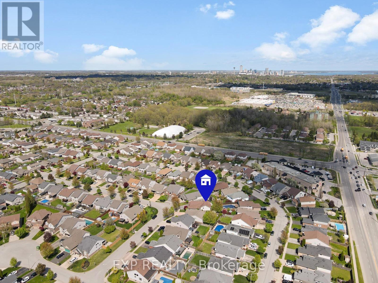 7090 Julie Drive, Niagara Falls (Forestview), Ontario  L2H 3L4 - Photo 38 - X12515770