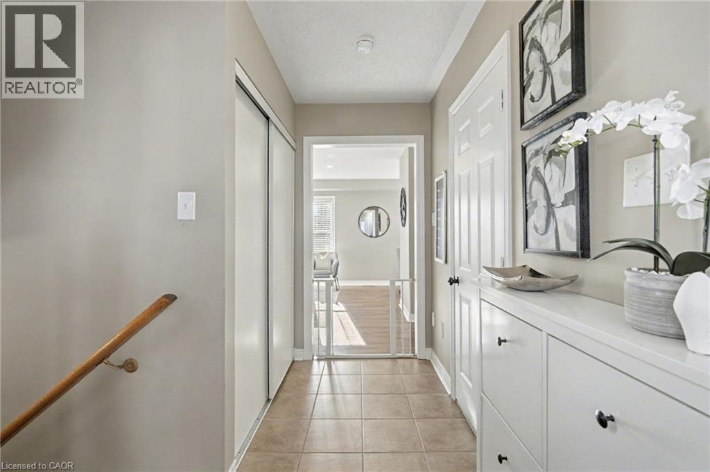 88 Buttercup Crescent, Waterdown, Ontario  L8B 0Y1 - Photo 11 - 40786120