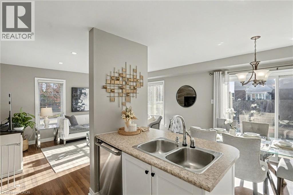 88 Buttercup Crescent, Waterdown, Ontario  L8B 0Y1 - Photo 9 - 40786120