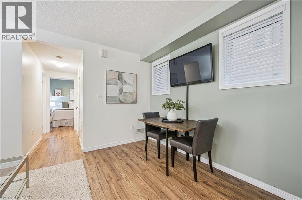 931 Glasgow Street Unit# 13d, Waterloo, Ontario  N2N 0B6 - Photo 13 - 40785681