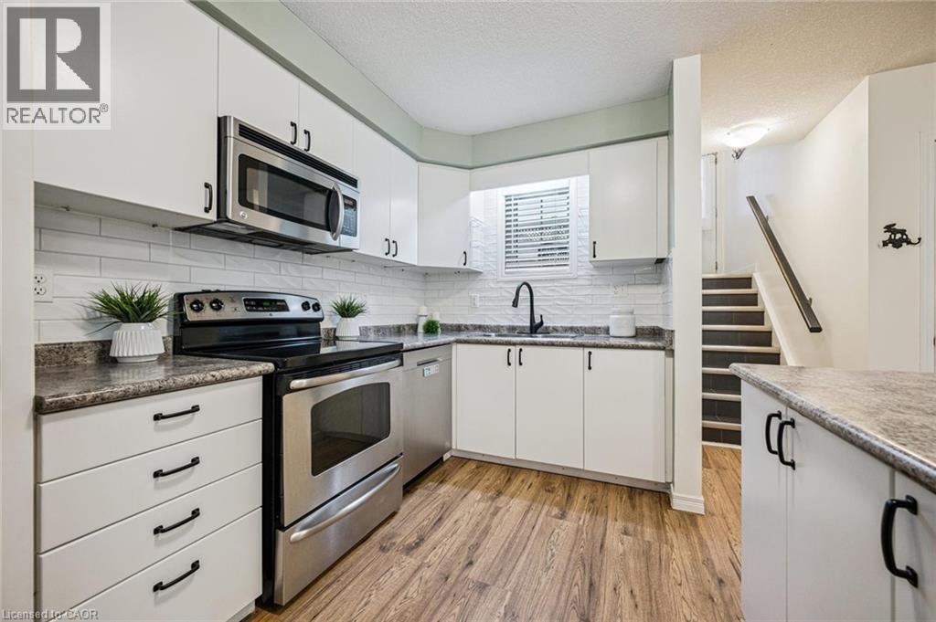 931 Glasgow Street Unit# 13d, Waterloo, Ontario  N2N 0B6 - Photo 8 - 40785681