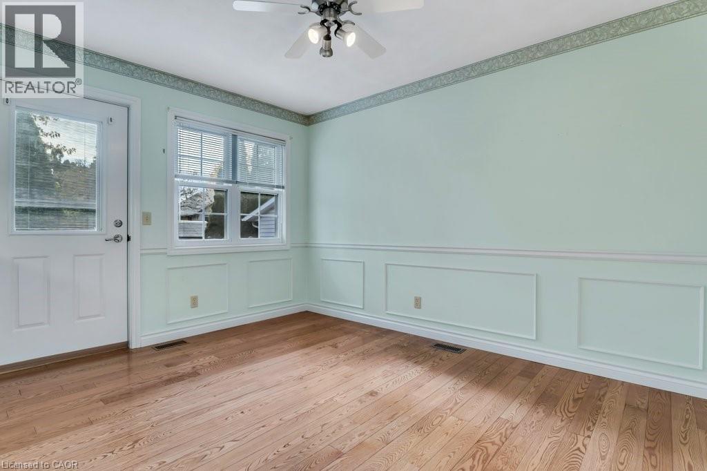 24 Lake Street, Grimsby, Ontario  L3M 2G7 - Photo 15 - 40780905