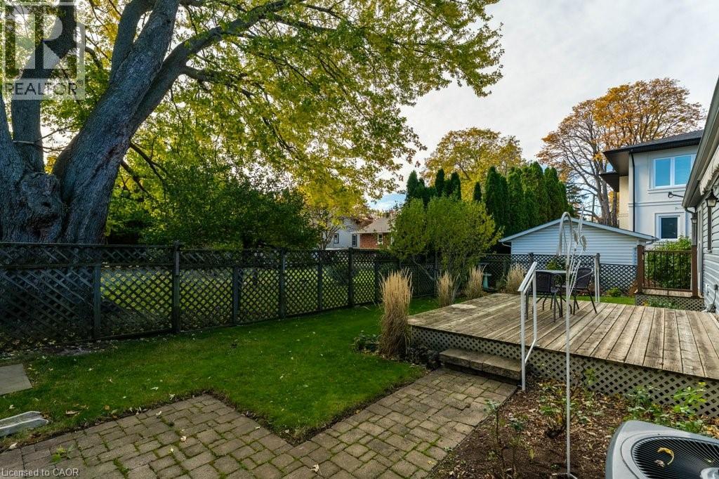 24 Lake Street, Grimsby, Ontario  L3M 2G7 - Photo 39 - 40780905