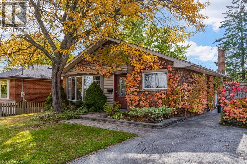 1258 FISHER Avenue, Burlington, Ontario